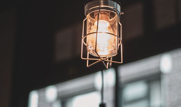 lisa amann Dwx70PnEbdE unsplash